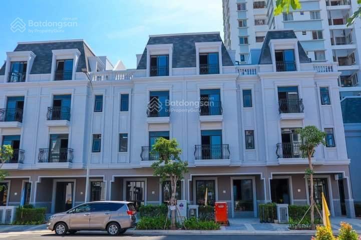 Tôi chính chủ bán gấp nhà phố amelie full nội thất hoàn thiện thô dt 6 x 20m giá 12 tỷ (miễn mg)