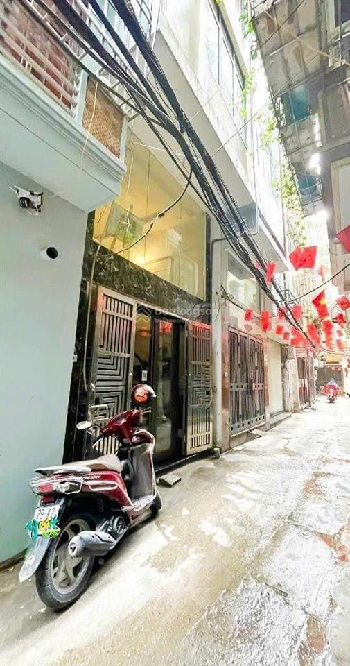 Nhà dân xây lương thế vinh phùng khoang, 5 tầng, ngõ thông ở ngay. 37 m2 *5 tầng. nhỉnh 6 tỷ