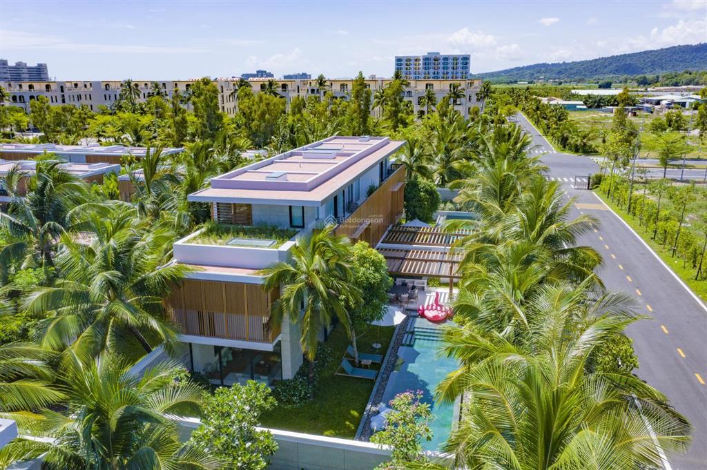 Bán bt sailing club tại phú quốc, 320m2, 4pn, 5wc. cam kết thuê 60tr/tháng, giá 23 tỷ
