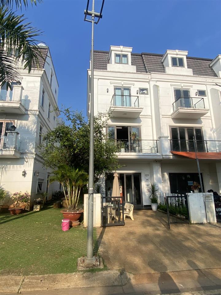 Chính chủ gửi bán nhà phố liền kề ngang 7 m