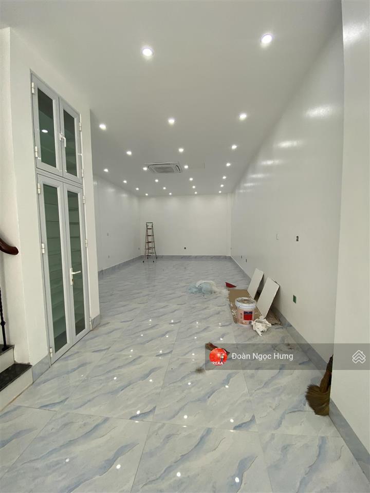 Bán gấp biệt thự tại tsq galaxy, tố hữu, hà đông, 31,5tỷ, 90 m2, 6 tầng thang máy điều hòa âm trần.