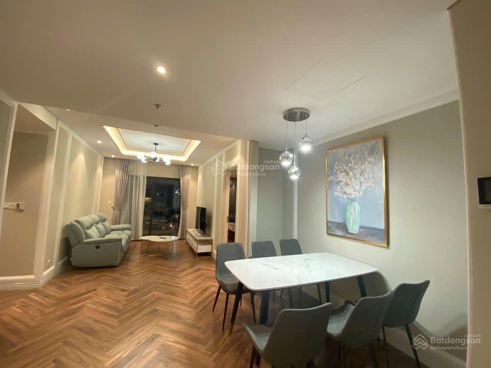 Chính chủ cần bán gấp căn hộ trục 10 3n2wc có ban công ở dự án king palace 108 nguyễn trãi