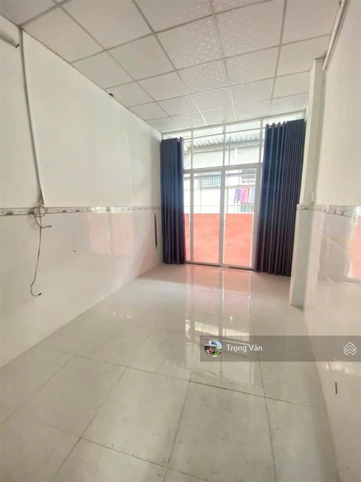 Giá tốt 5,6 tỷ hẻm 3,5m ngô gia tự sổ 40,9m² (3,3x13,4m) đất dân cư hiện hữu