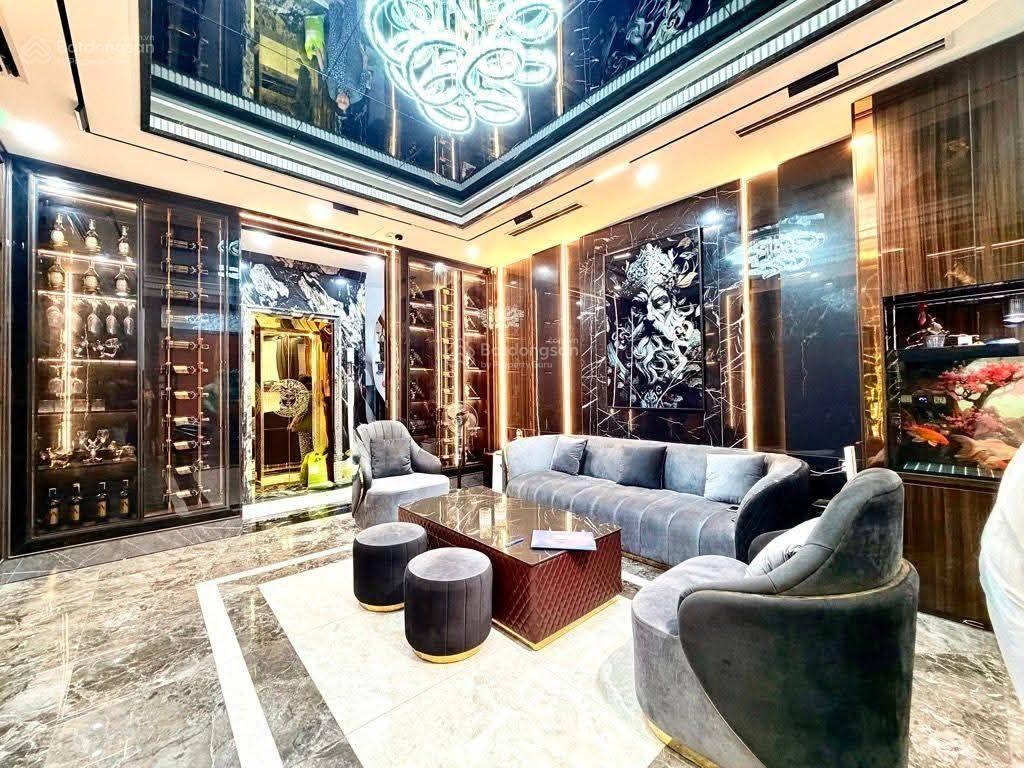 Hàng hiếm! ngọc khánh phân lô ô tô tránh sát hồ giảng võ, 65m2 *8t tm siêu đẹp ở vip kd dt 1 tỷ/năm
