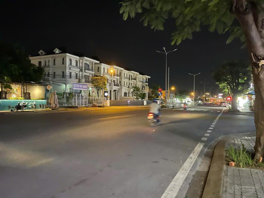 Hàng hiếm nhà nát, lô hiếm có mặt tiền liên phường xây được hầm 7 tầng dt 6*24=145m2 full thổ cư