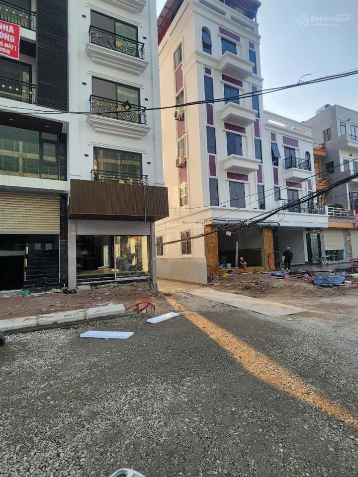 Cắt lỗ giảm sâu 2 tỷ nhà mới phố nguyễn lam 6 tầng thang máy full nội thất chỉ 10.5 tỷ