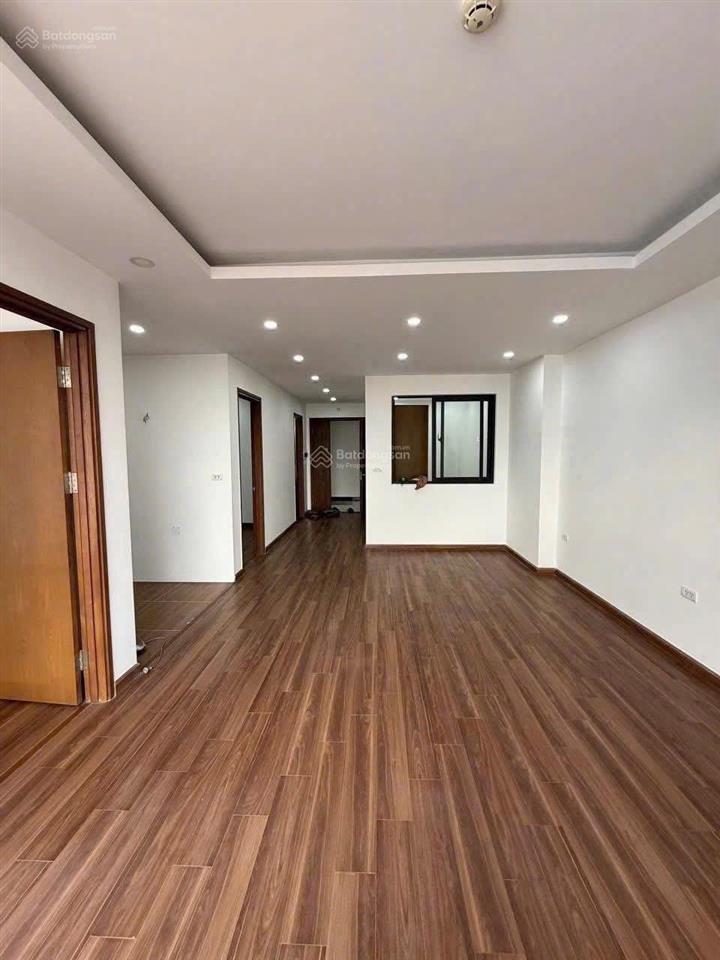 Bán ch chung cư x2 đại kim đường trần hoà. dtich 80m2 3 p ngủ, 2wc. giá 5,6 tỷ. 0983 282 ***