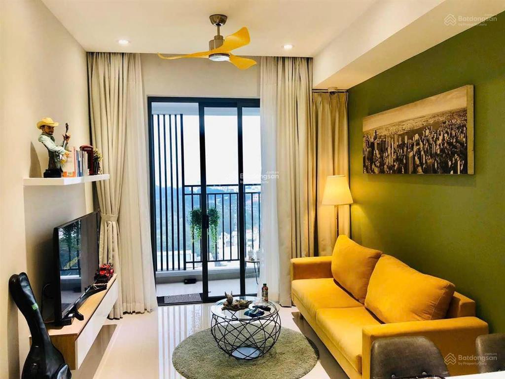 Chính chủ bán căn hộ chung cư 312 lạc long quân q.11, dt 65m, 2pn. giá 3,4 tỷ (có sổ).