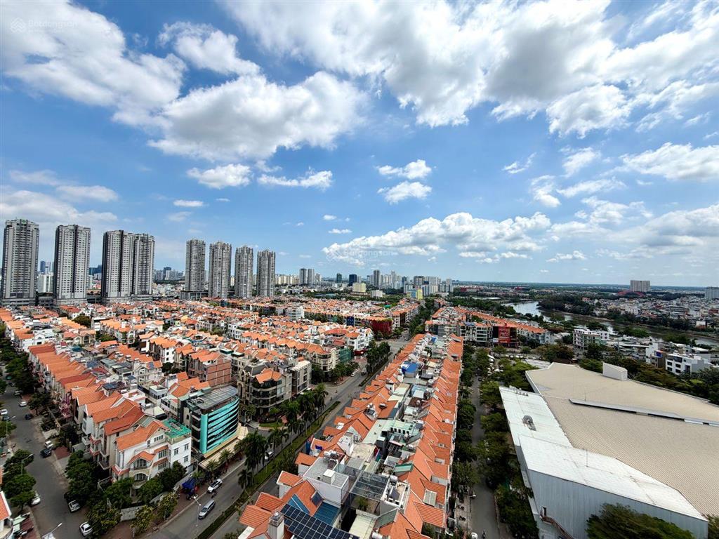 Penthouse him lam riverside, quận 7 203,8m2 (4pn 4wc) sổ hồng. view biệt thự