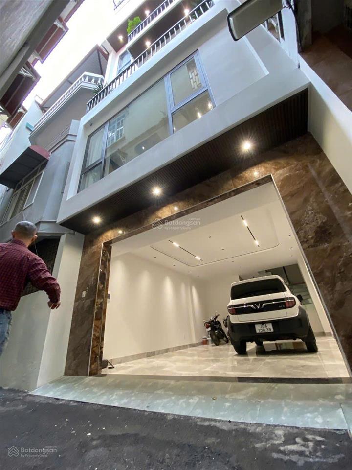 Bán nhà bồ đề 50m2 x 6 tầng x 5m mặt tiền,thang máy,ngõ thông 2 đầu,khu phân lô hàng không