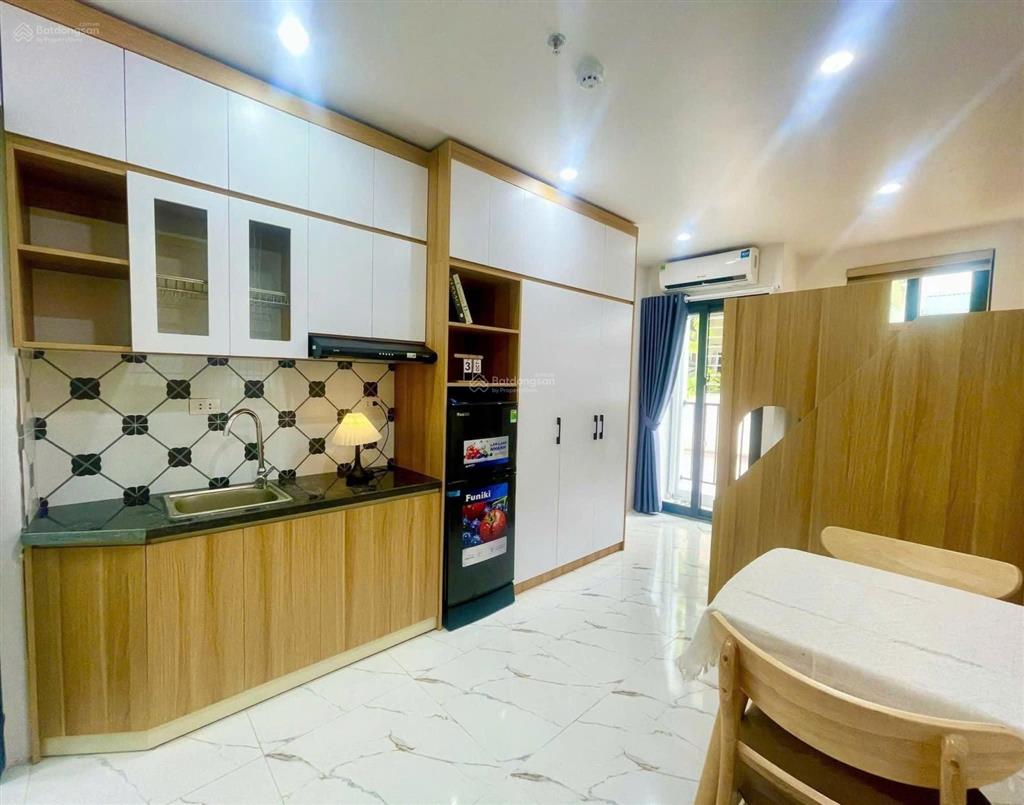 Bán nhà 68 cầu giấy, 8 tầng, 25 phòng, thang máy, doanh thu gần 1 tỷ mỗi năm, giá 24 tỷ