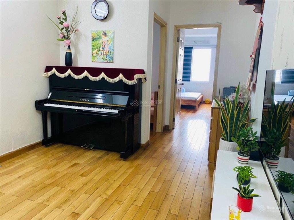 Cần bán gấp chung cư gia phú, căn góc 2pn 1wc nhà mới ở liền