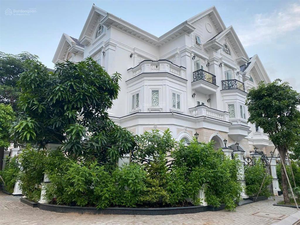 Bán căn góc 2 mặt tiền cityland garden hill 1 hầm 4 lầu 210m2 giá 70tỷ