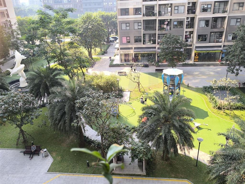 Chính chủ cần bán căn chung cư toà s107 43m2 1n + 1, view nội khu rất mát giá 2ty72