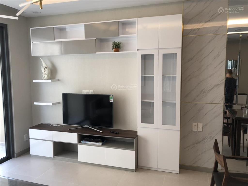 Cần bán căn hộ rivera park quận 10, dt 74m2, 2pn, giá 5,5 tỷ 0931 196 *** thành. view đẹp