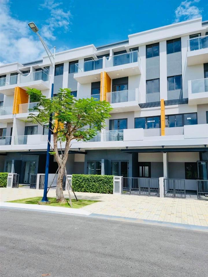Bán nhanh căn góc, gần công viên đẹp dự án lovera premier.
