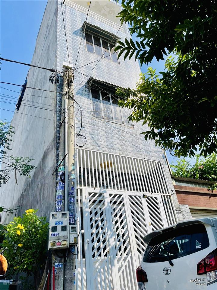 Bán nhà nghỉ 4 tầng 13 phòng trung tâm phường an bình giá bán 3 tỷ 950 triệu