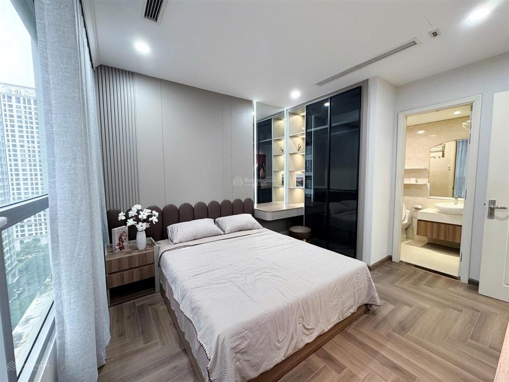 5.6 tỷ! cần bán căn hộ 2pn view times city tại helios, 75 tam trinh. 0975 997 ***