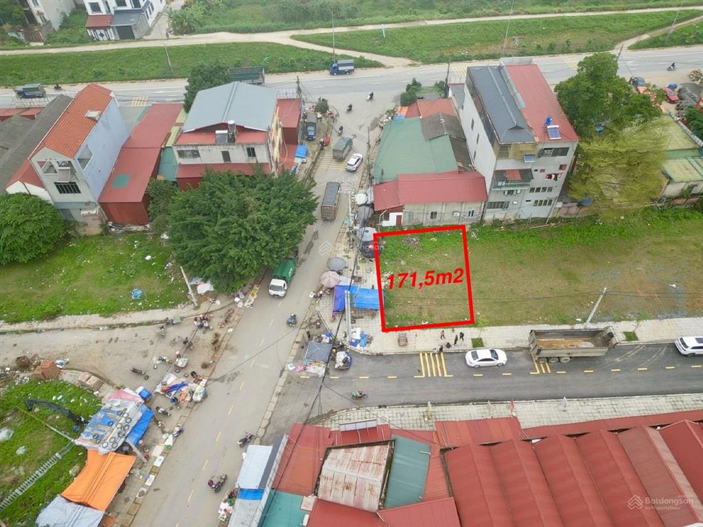 Đất ngay cổng chợ thị trấn hưng hoá lô góc 2 mặt tiền chính chủ