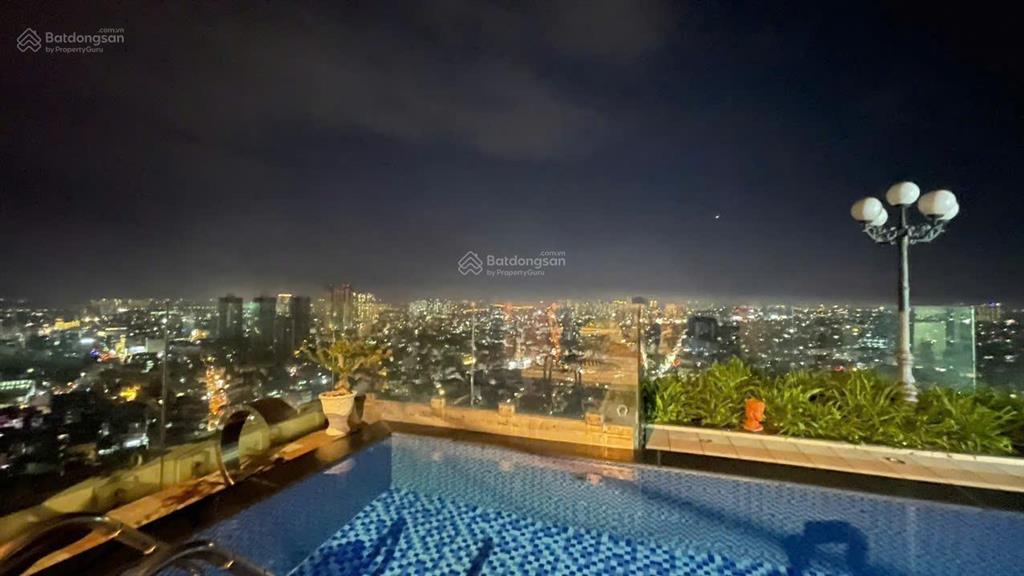 Bán gấp penthouse the everrich, quận 11, 560m2, 5pn, có hồ bơi riêng, có sổ hồng, giá bán 26 tỷ
