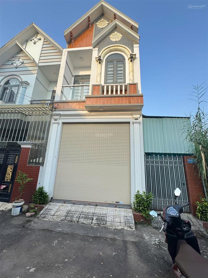 Chủ gởi bán nhà 1trệt 1lầu kdc hoá an, 72m2 gần nhà hàng sông quê sổ riêng thổ cư 100% 3pn đường 6m