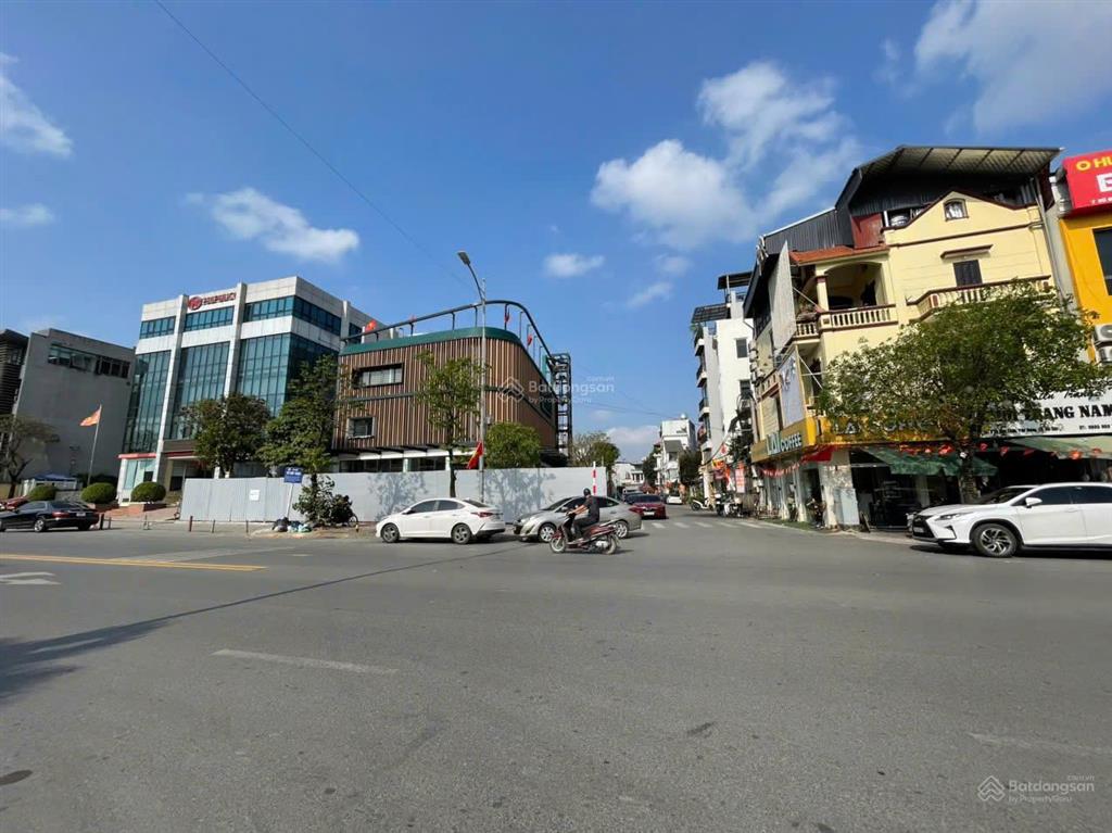 430 tỷ sở hữu trái tim thương mại long biên 3.200m2 sát big c, kề harley đất khủng 3 mặt tiền