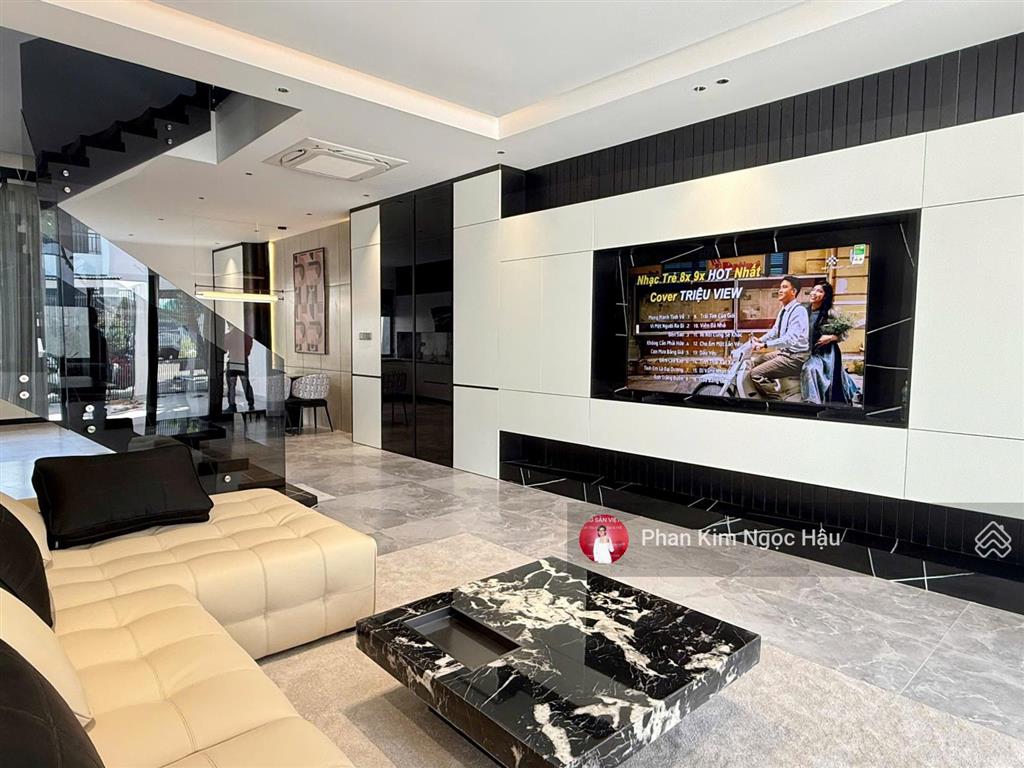 Bán nhà 3 tầng nội thất đẹp khu đô thị mỹ gia gói 7 an khánh nha trang
