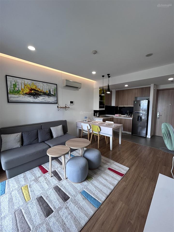 Ngộp bank chính chủ cần bán nhanh căn hộ 2pn tại republic plaza cộng hòa, dt 65m2 giá rẻ 3,6 tỷ