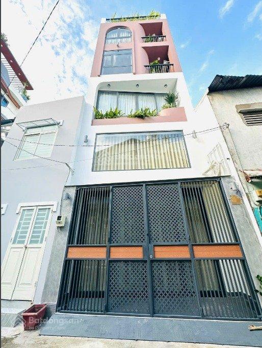 Nhà đẹp 5 tầng hẻm xe hơi, đường chấn hưng q.tb dt đẹp 5 x 10m giá tốt 9.5 tỷ
