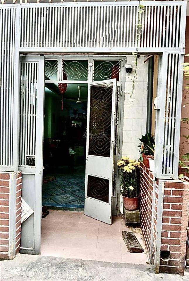 Nhà lê văn sỹ 3 x 12m cách đường 30m tiện cải tạo hoặc xây mới