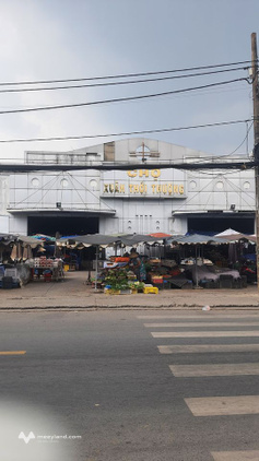 Cần bán lô đất 84m2 gần chợ Xuân Thới Thượng, giá bán chỉ 1,36 tỷ