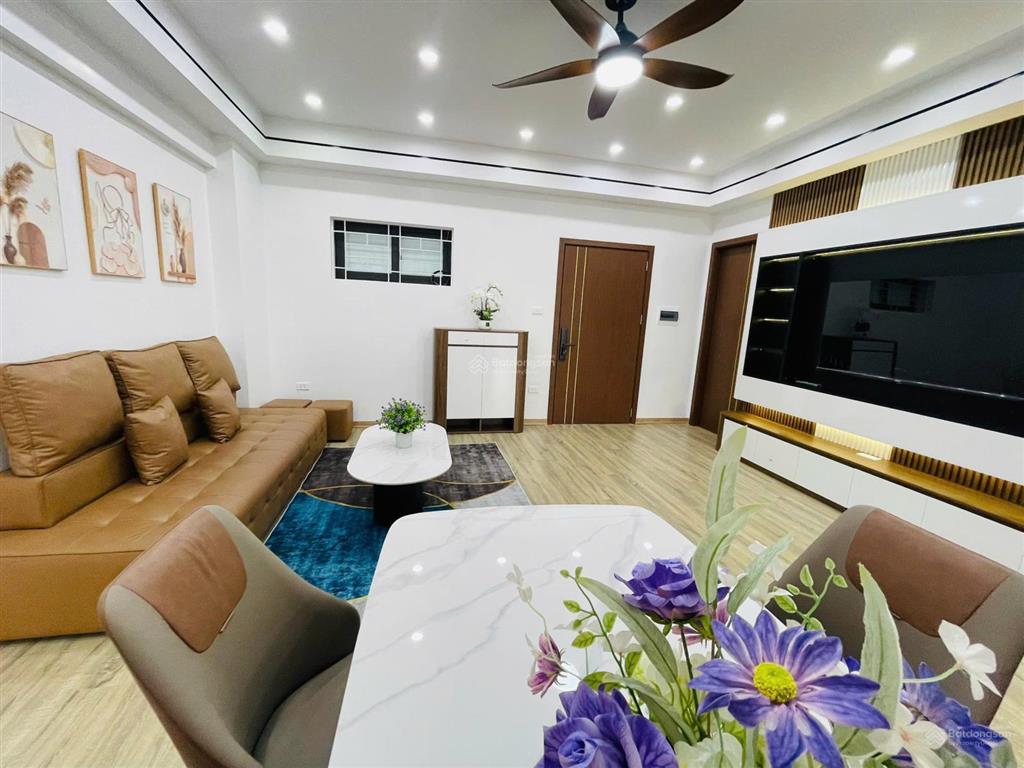 Căn hộ ct4x2 bắc linh đàm 81m2 3 phòng ngủ