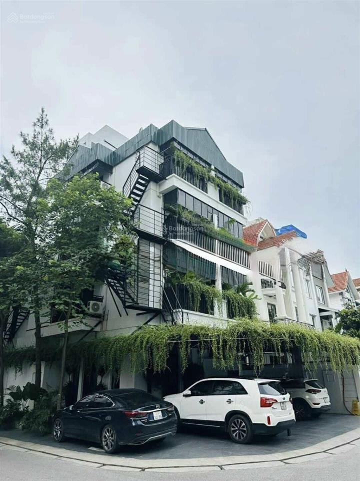 Kdt mới yên hoà trần kim xuyến 265m2 lô góc kinh doanh giá 600tr+/m2