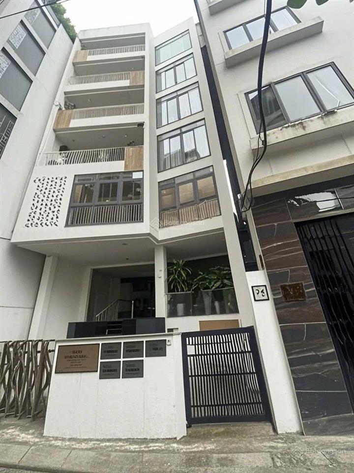Chính chủ cần bán nhà mặt phố phó đức chính, phường ba đình, hà nội. 73m2x6t, mt4.4m, giá 52.8 tỷ