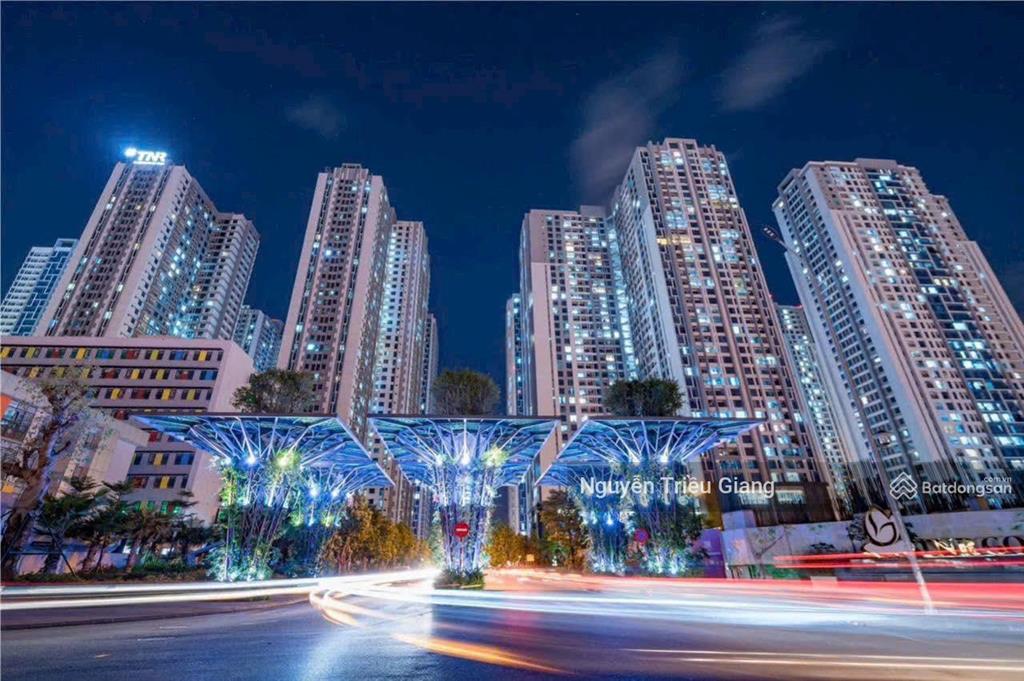 Em giang pkd chủ đầu tư căn ngoại giao, sàn vp chỉ 6 tỷ