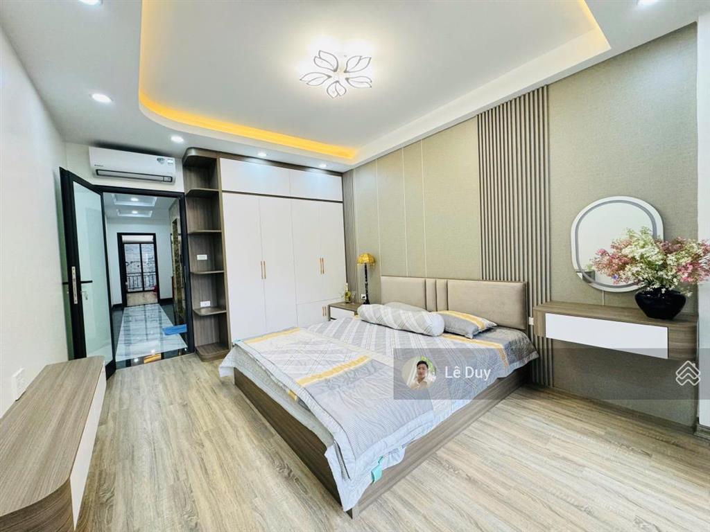 Bán nhà lô góc phố yên lãng 48m2x6tầng thang máy, 15m ra ôtô, full nội thất. giá 12,8tỷ. q. đống đa