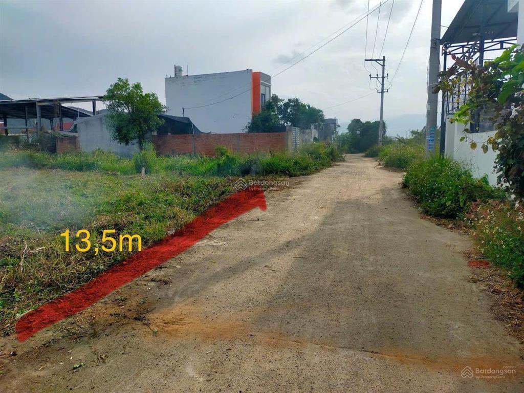 Đất đầu tư thôn đông dinh, diên toàn, diên khánh, phù hợp tách 2 lô, sát khu tđc diên toàn