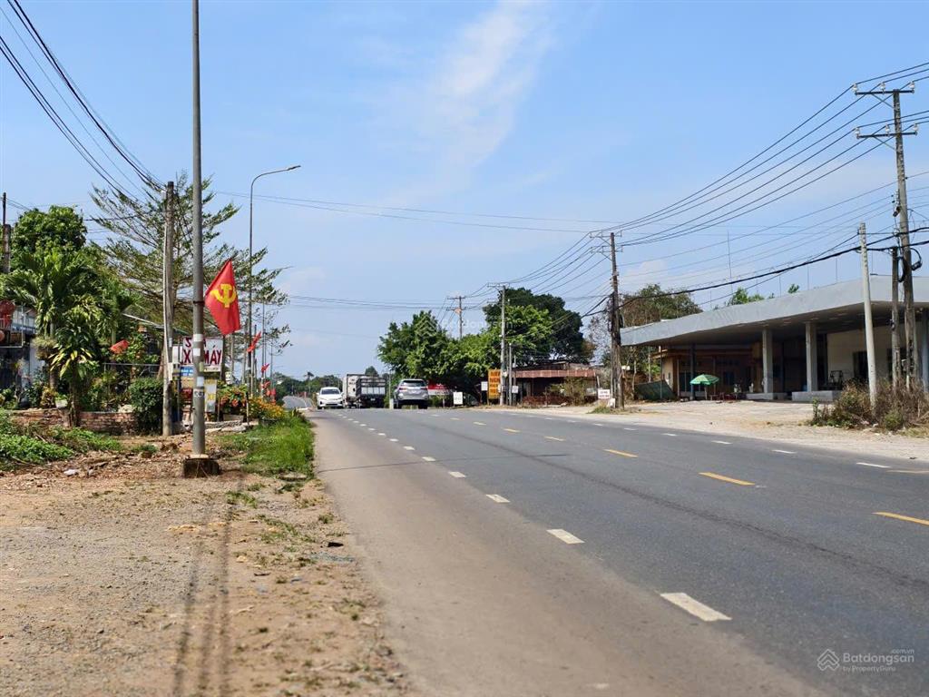 Chính chủ bán 200m² đất la ngà, định quán cách ql20 40m sổ hồng vuông vức