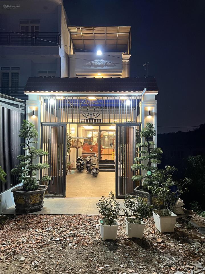 Bán nhà tại hẻm 306 vườn lài, p apđ quận 12, tphcm. 150m2, 1 trệt 2 lầu, giá 11,6 tỷ đồng