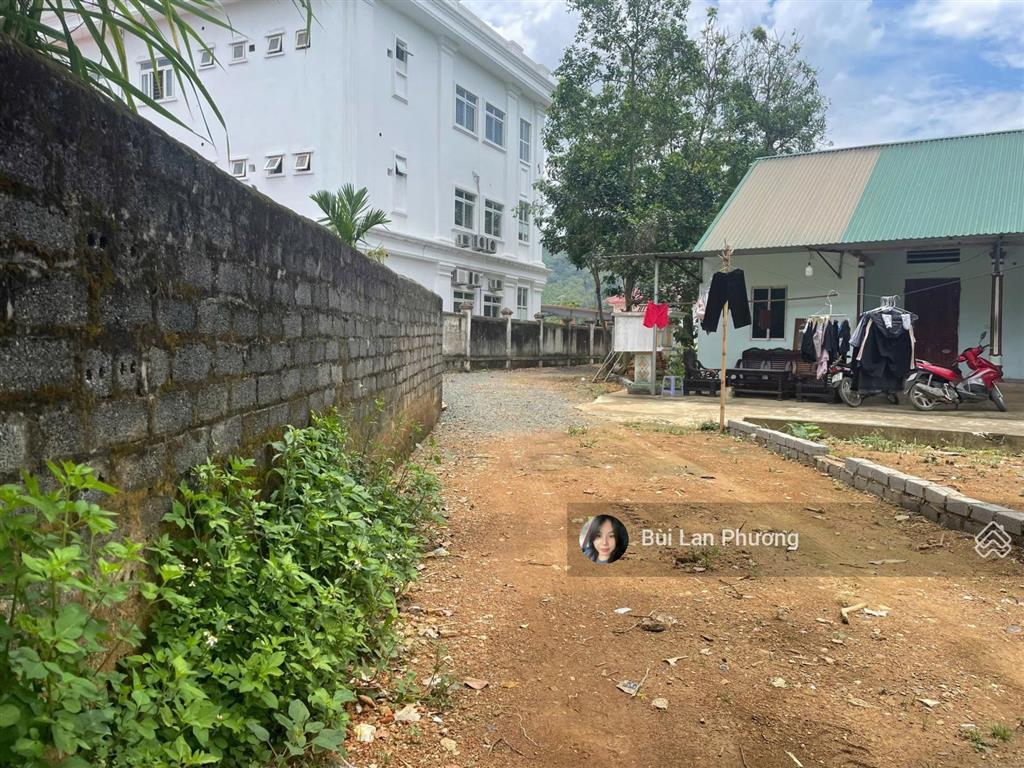 Cần bán 500m2 tại yên trung gần uỷ ban cũ cách trục 446 chỉ 30m. 0974 715 ***