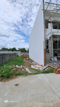 Chủ gửi bán lô đất gần chợ Hóc Môn 99m2, giá chỉ 1,43 tỷ, bớt lộc gọi cho em xem đất