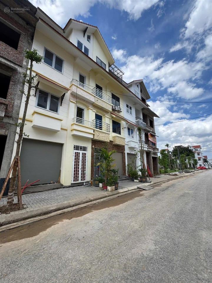 Bán nhà liền kề khu đô thị cienco 5 xã hoài đức hà nội diện tích 69,6m2