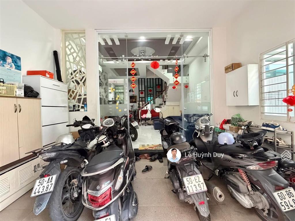 Lê văn sỹ, pn 57m² ngang 4,5m a4 4 tầng kế ô tô, sát mặt tiền 9,5 tỷ