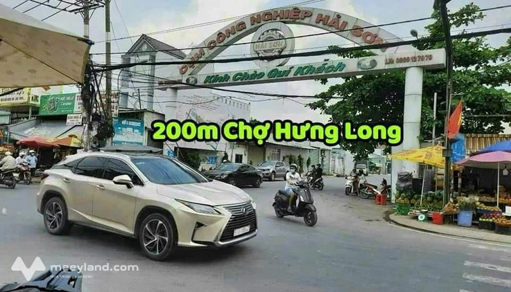 Chủ gửi bán căn nhà cấp 4 gần chợ Hưng Long 100m2, giá chỉ 1,2 tỷ gọi xem nhà