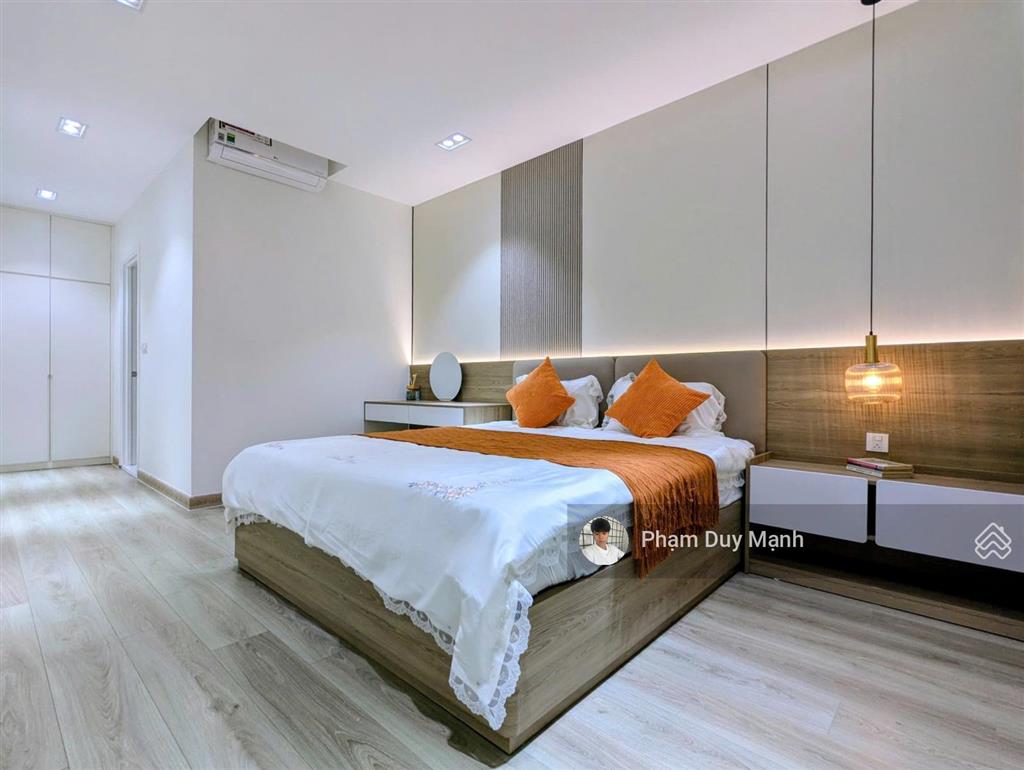 Bán siêu phẩm căn hộ the view 148m2, 03 pn, 3wc view sông hồ bơi, nhà xịn giá cực tốt chỉ 14,5 tỷ