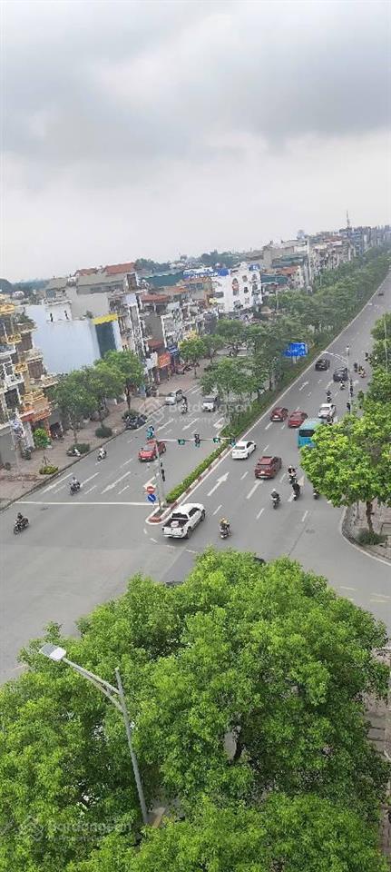 Bán nhà riêng đường ngô gia tự, long biên 100m2, 6 tầng thang máy, giá 28.5 tỷ. đường ô tô tránh