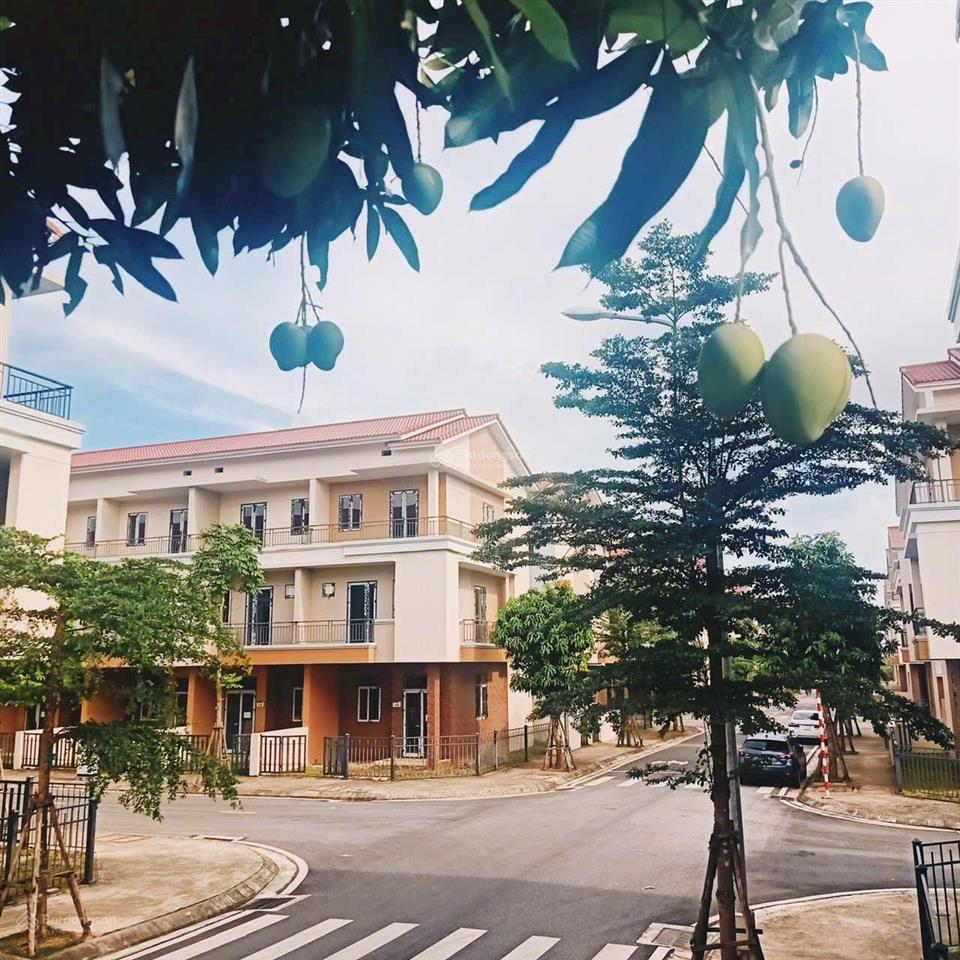 Chỉ 3.5x tỷ sở hữu ngay liền kề 75m2 centa city sổ hồng lâu dài