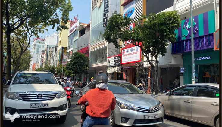Nhà phố vị trí đẹp 160m2 Nguyễn Trãi, Bến Thành, quận 1, thành phố Hồ Chí Minh