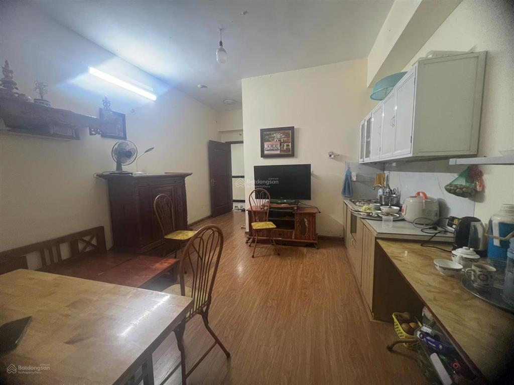 Bán rẻ căn 45m2 chung cư ct11 kim văn kim lũ, giá hơn 3 tỷ, sổ đỏ chính chủ