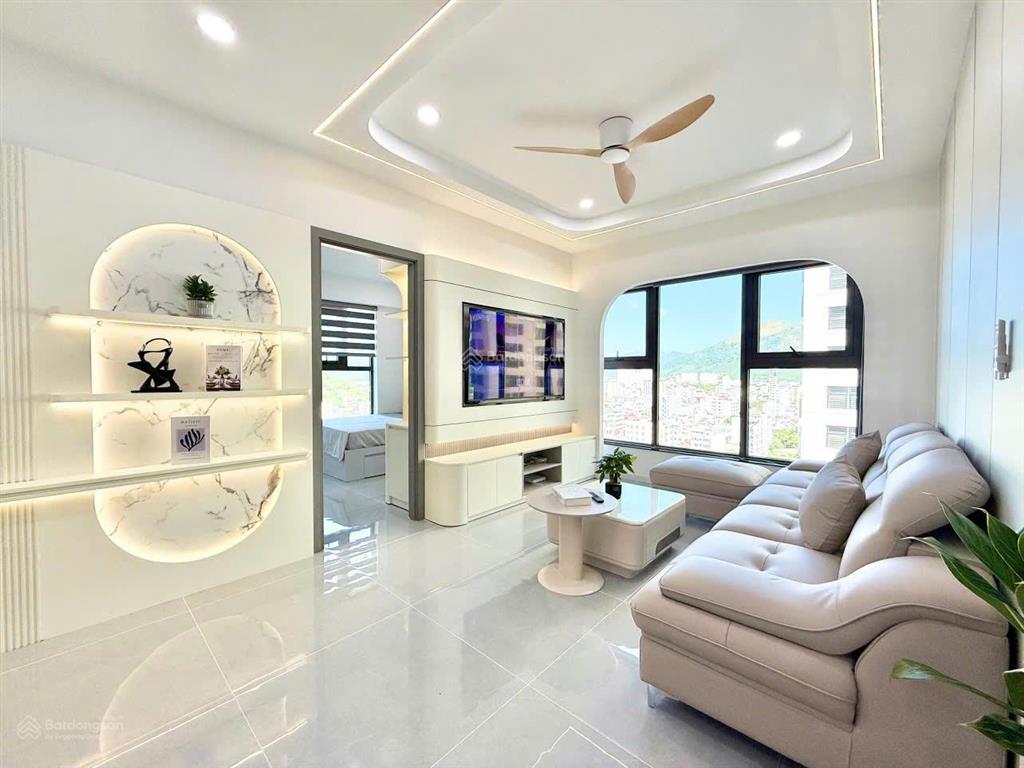Kiều trinh chủ gửi bán căn góc 3 ngủ mường thanh viễn triều nội thất mới 100%